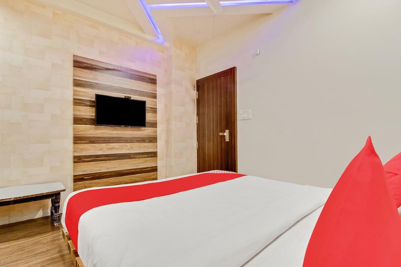 Oyo 47777 Hotel Laxminarayan Aurangābād Esterno foto
