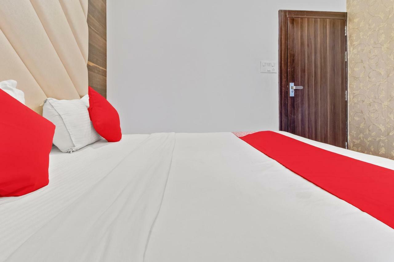 Oyo 47777 Hotel Laxminarayan Aurangābād Esterno foto