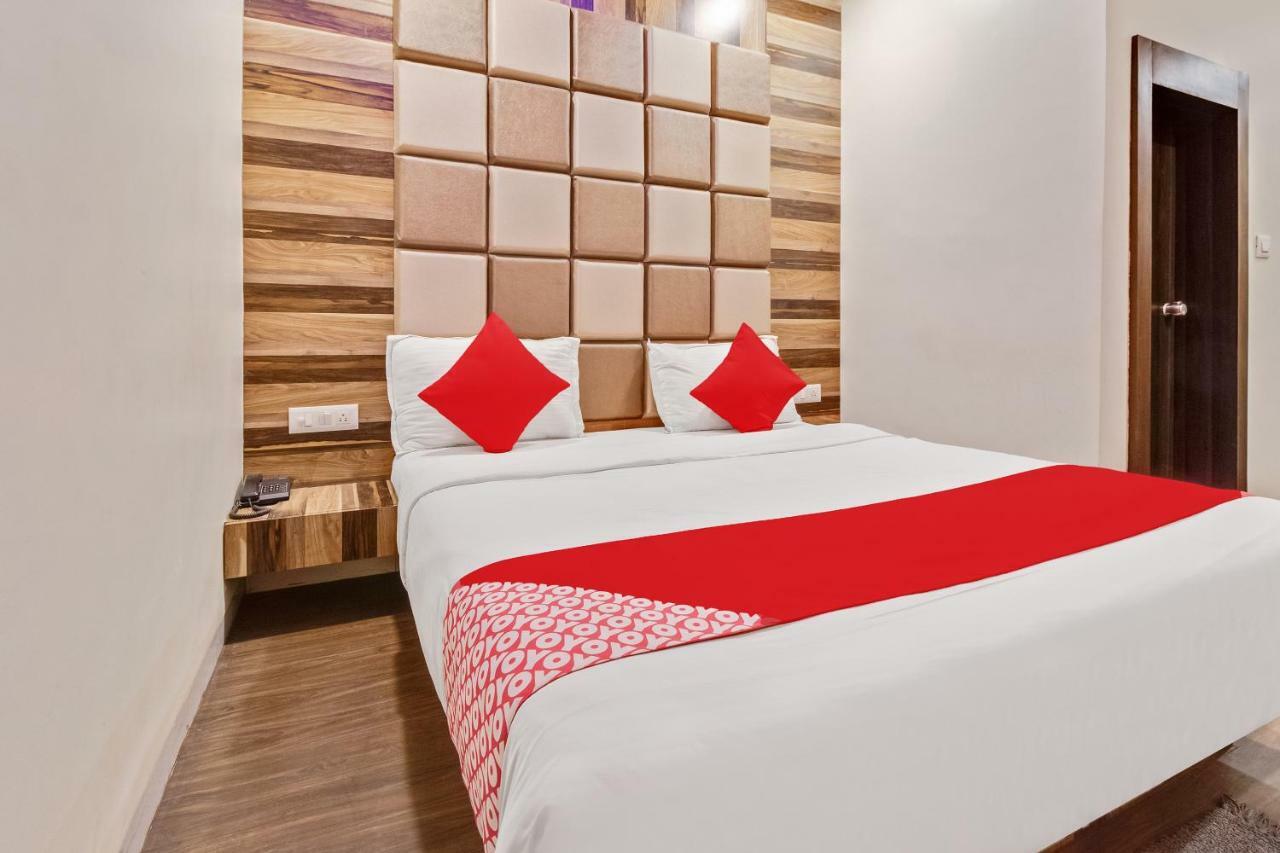 Oyo 47777 Hotel Laxminarayan Aurangābād Esterno foto