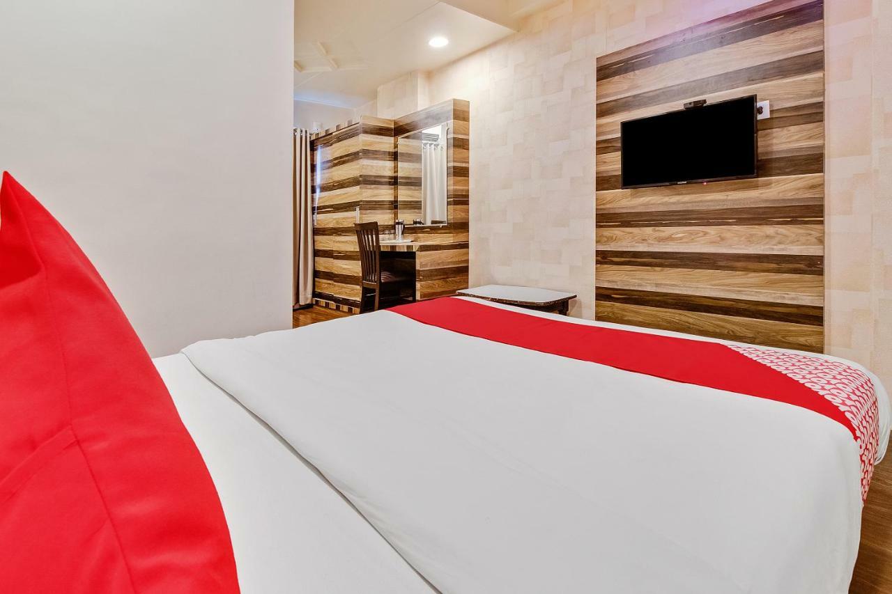 Oyo 47777 Hotel Laxminarayan Aurangābād Esterno foto