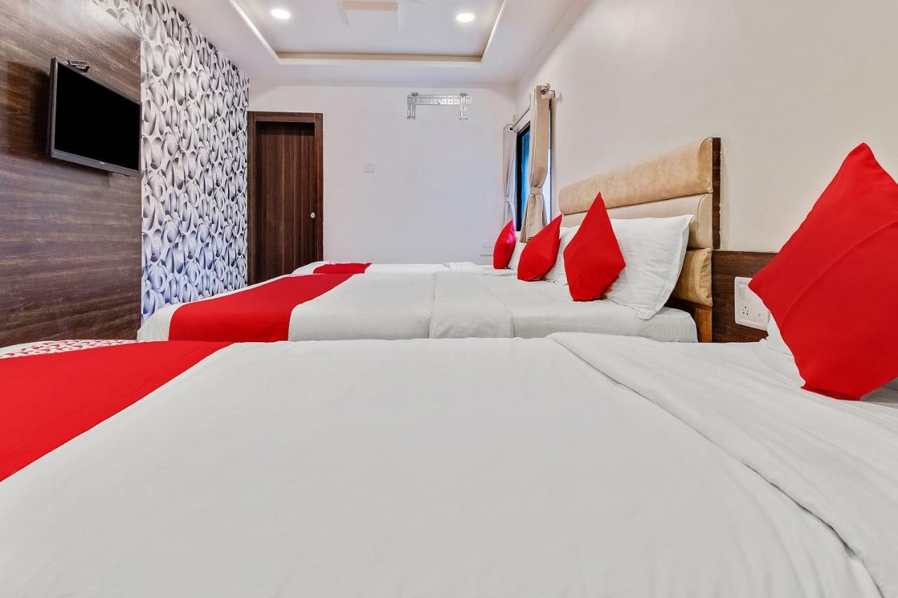 Oyo 47777 Hotel Laxminarayan Aurangābād Esterno foto