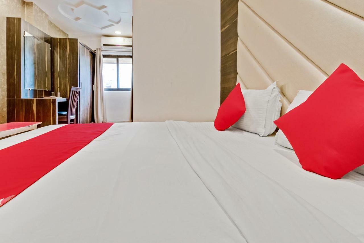 Oyo 47777 Hotel Laxminarayan Aurangābād Esterno foto